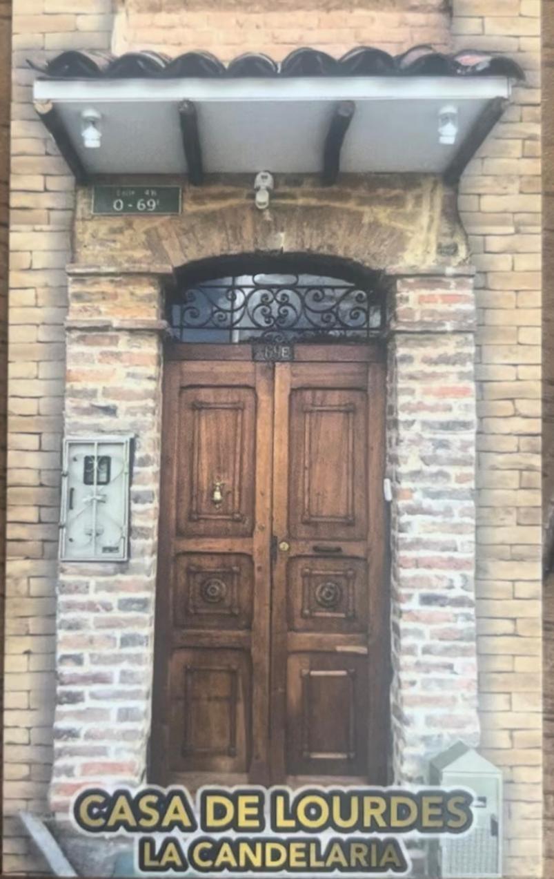 Casa De Lourdes - La Candelaria Bogota Exterior photo